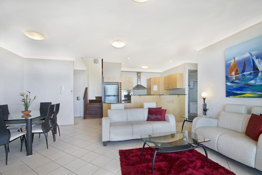 Santorini Twin Waters Hotel Mudjimba Eksteriør billede